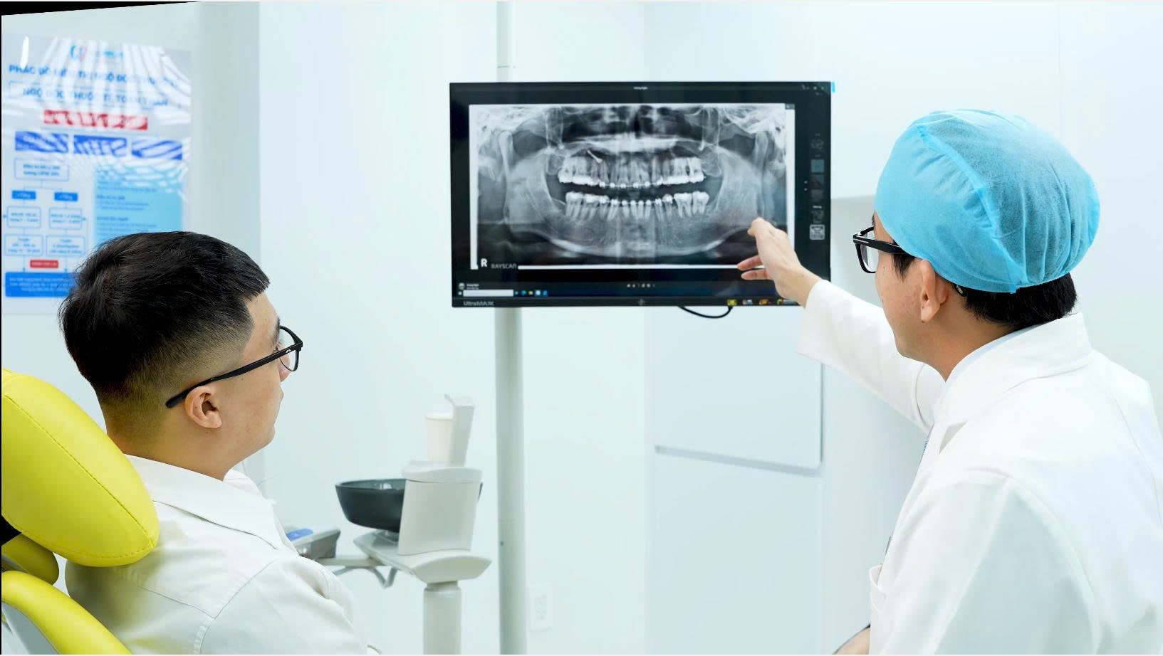 Bác sĩ CKI Trương Chí Bảo tư vấn: Bọc răng sứ loại nào tốt? Bảng giá và tiêu chí chọn răng sứ phù hợp- Ảnh 1.