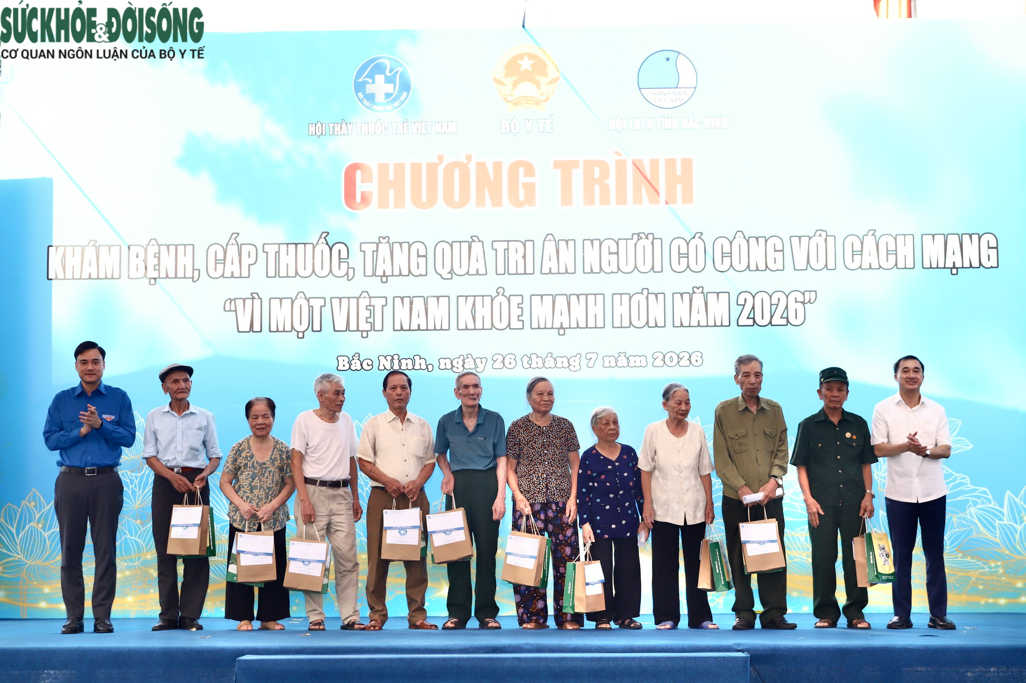 Tri Ân Người Có Công - Ảnh 2