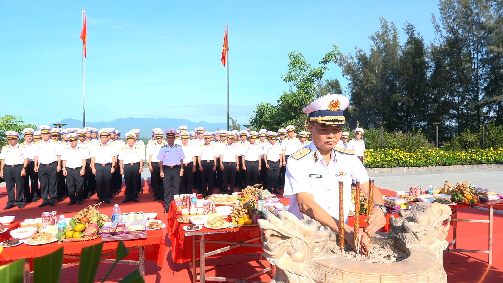 Lễ Dâng Hương Tưởng Niệm Các Anh Hùng Liệt Sĩ Tại Gạc Ma