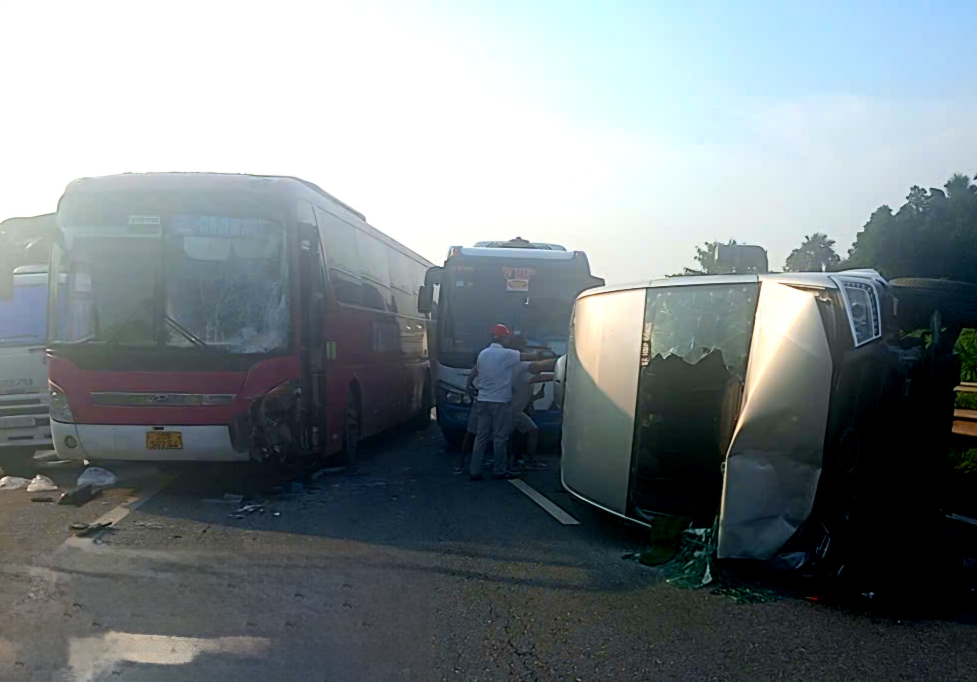 Tai Nạn Liên Hoàn Trên Cao Tốc Nội Bài – Lào Cai: Thông Tin Mới Nhất