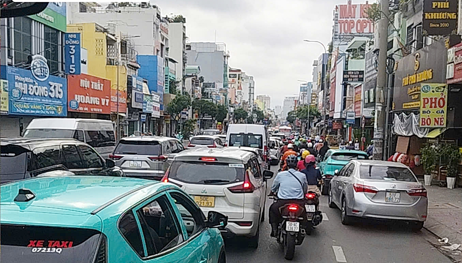 1785135789260346492062541142355134649206254114235519820e9e7e8f073b49a00c2cf12ed7f74-17878943086101514881767 TPHCM: Tai nạn giao thông giảm cả 3 tiêu chí- Ảnh 1.