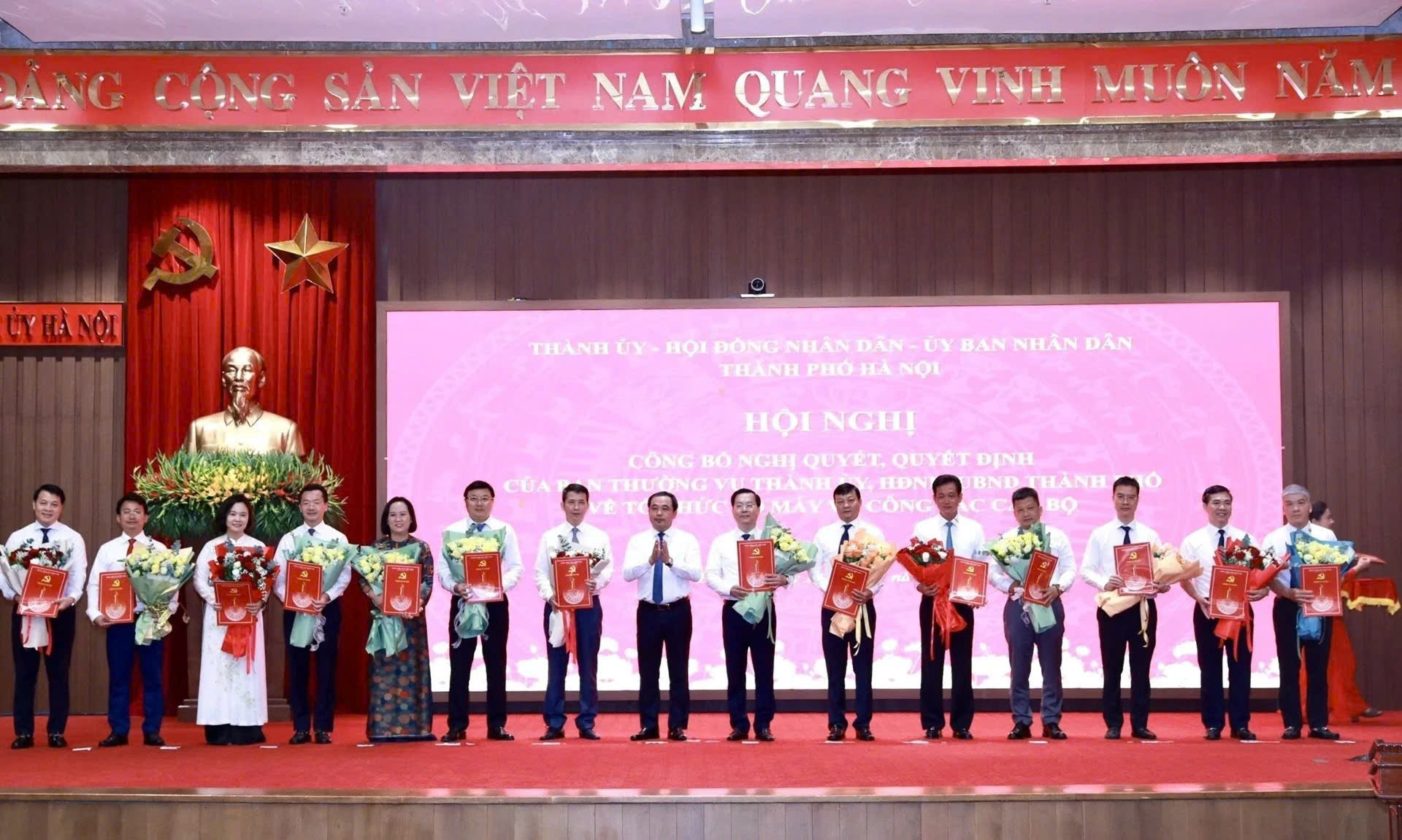 Thay Đổi Lãnh Đạo Tại Cơ Quan Truyền Thông Hà Nội