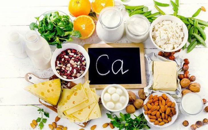 Bổ Sung Vitamin và Khoáng Chất Sau Tuổi 50