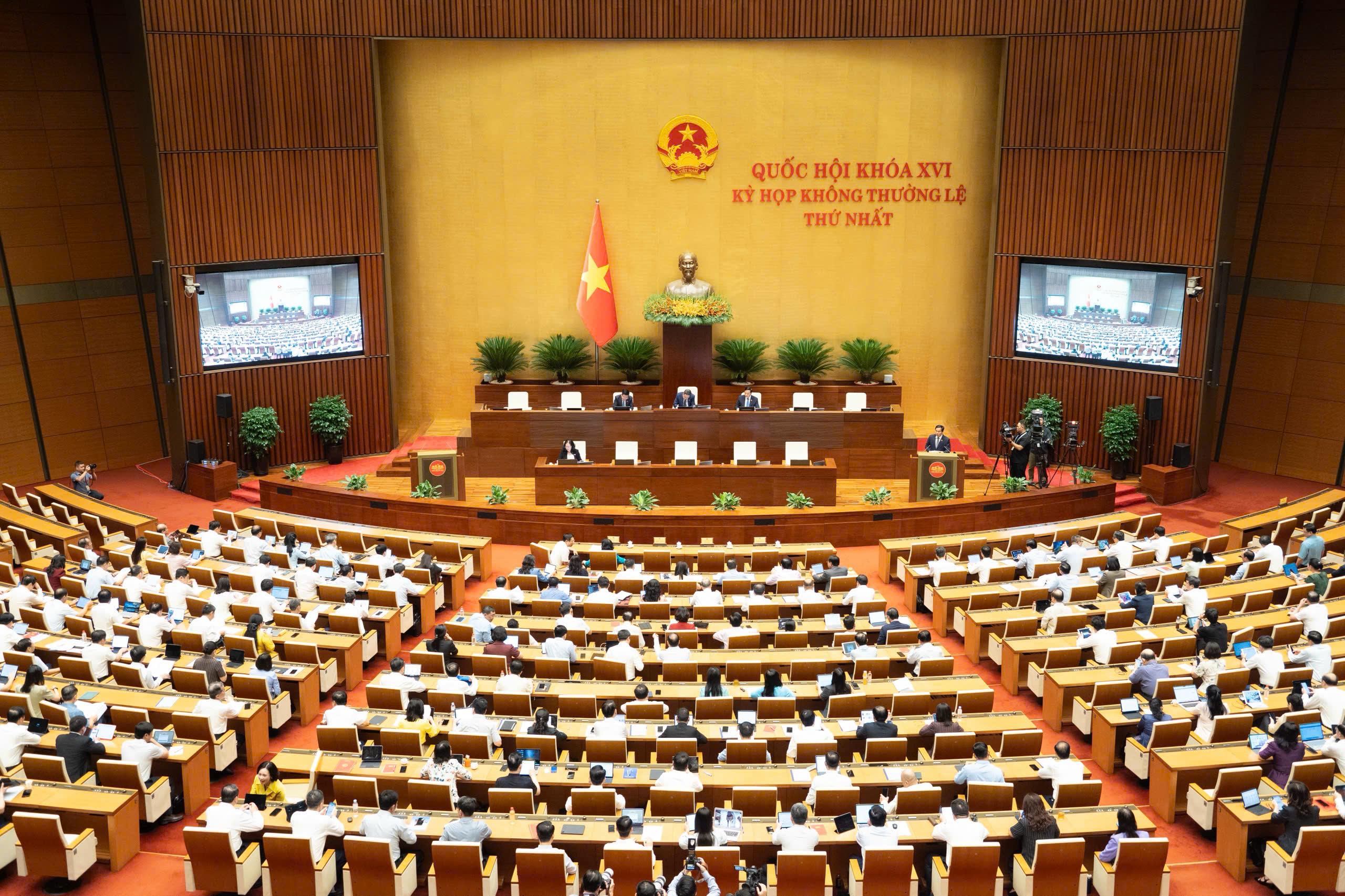 Thảo Luận Về Nghị Quyết Mới Nhằm Tăng Cường An Ninh Pháp Lý