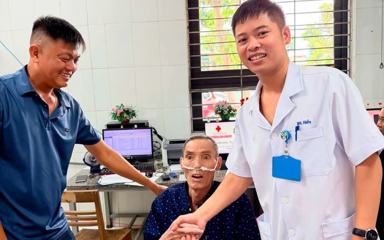 Cứu Sống Hai Bệnh Nhân Cao Tuổi Ngừng Tuần Hoàn Nhờ Kỹ Thuật Hô Hấp Hiện Đại