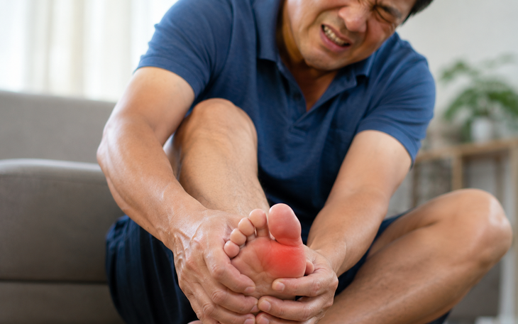 Tăng acid uric máu sau tuổi 50