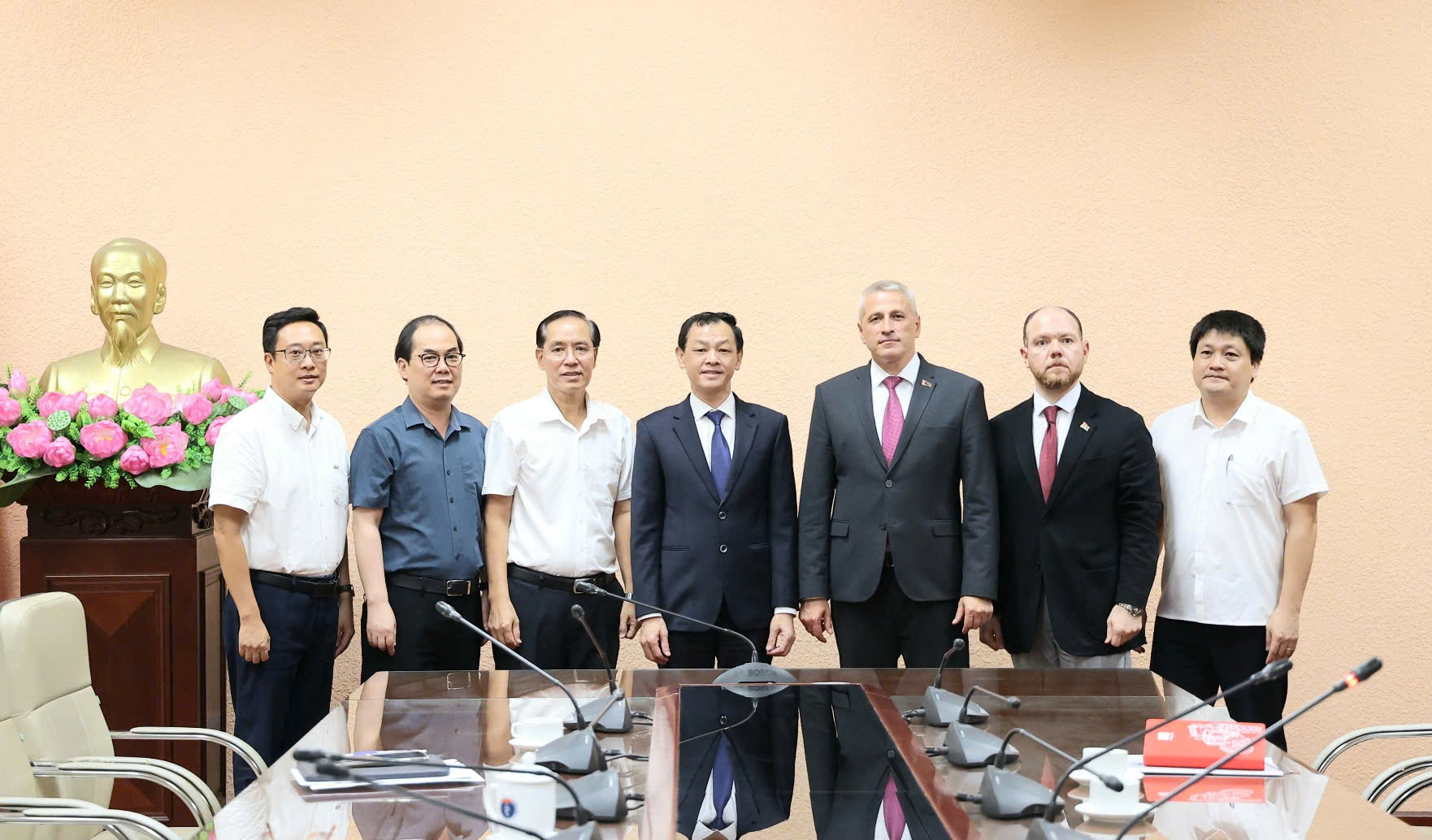 Tăng Cường Hợp Tác Y Tế Việt Nam-Belarus Qua Các Chương Trình Thiết Thực