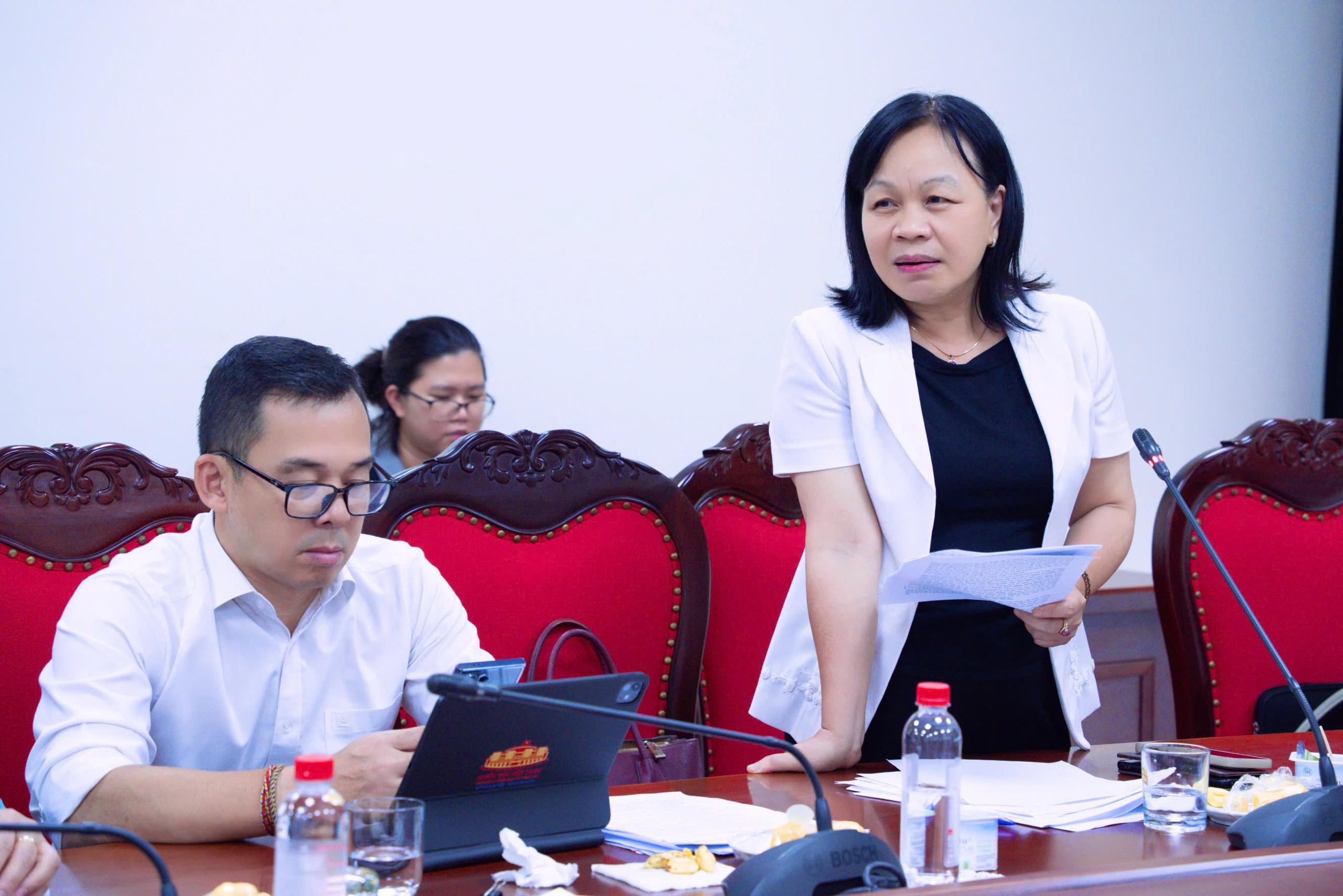 Đề xuất miễn giảm tiền sử dụng đất cho phụ nữ yếu thế- Ảnh 4.