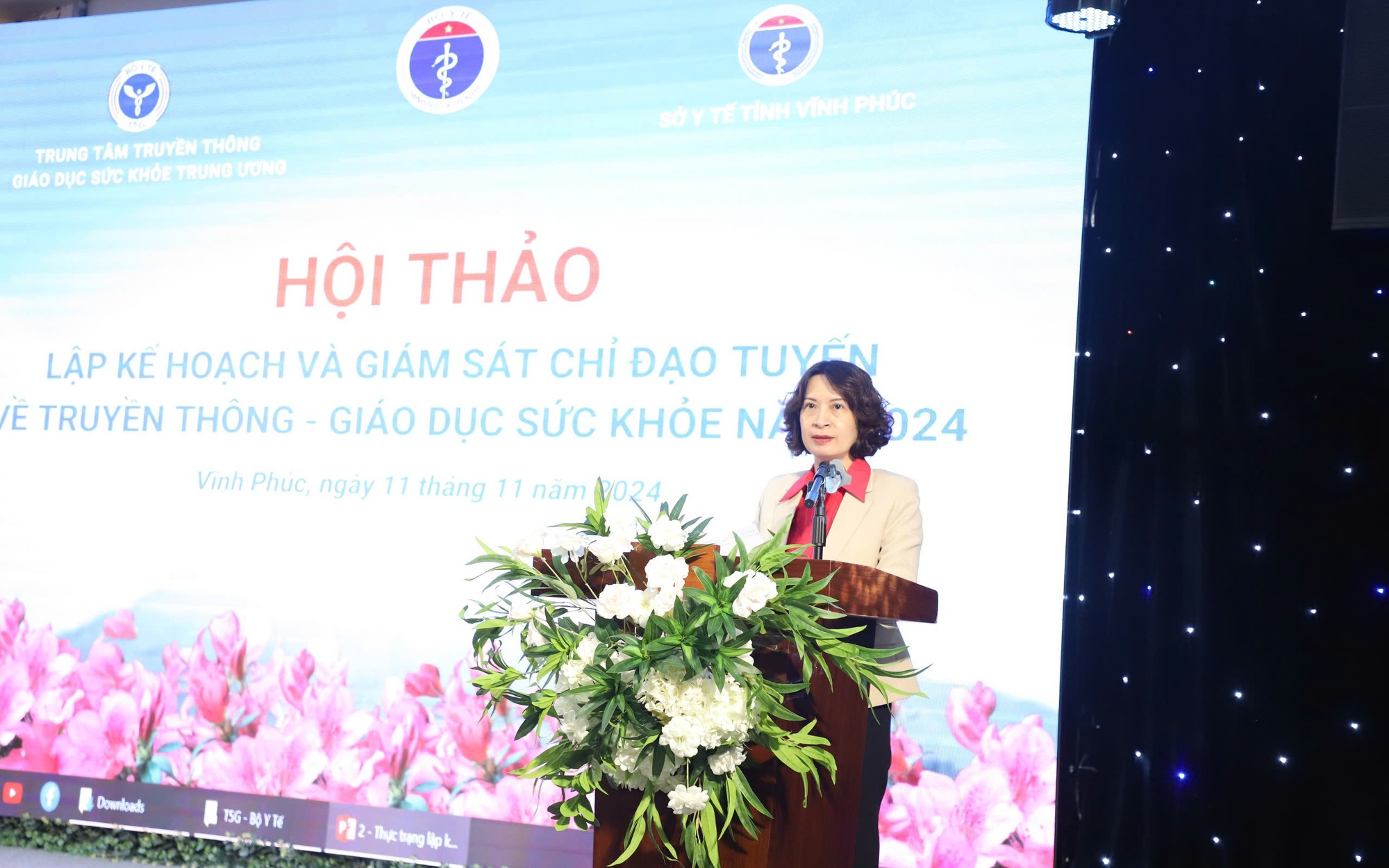 Chuyển Đổi Mô Hình Truyền Thông Y Tế Địa Phương: Thách Thức và Giải Pháp