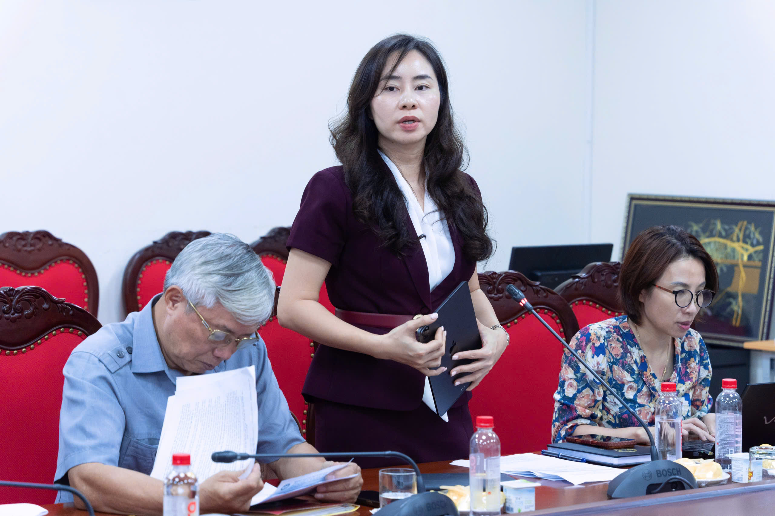 Đề xuất miễn giảm tiền sử dụng đất cho phụ nữ yếu thế- Ảnh 3.
