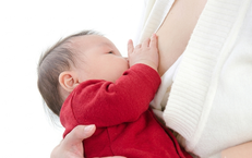 Những Dấu Hiệu Đầu Tiên Cần Cảnh Giác Về Ung Thư Buồng Trứng