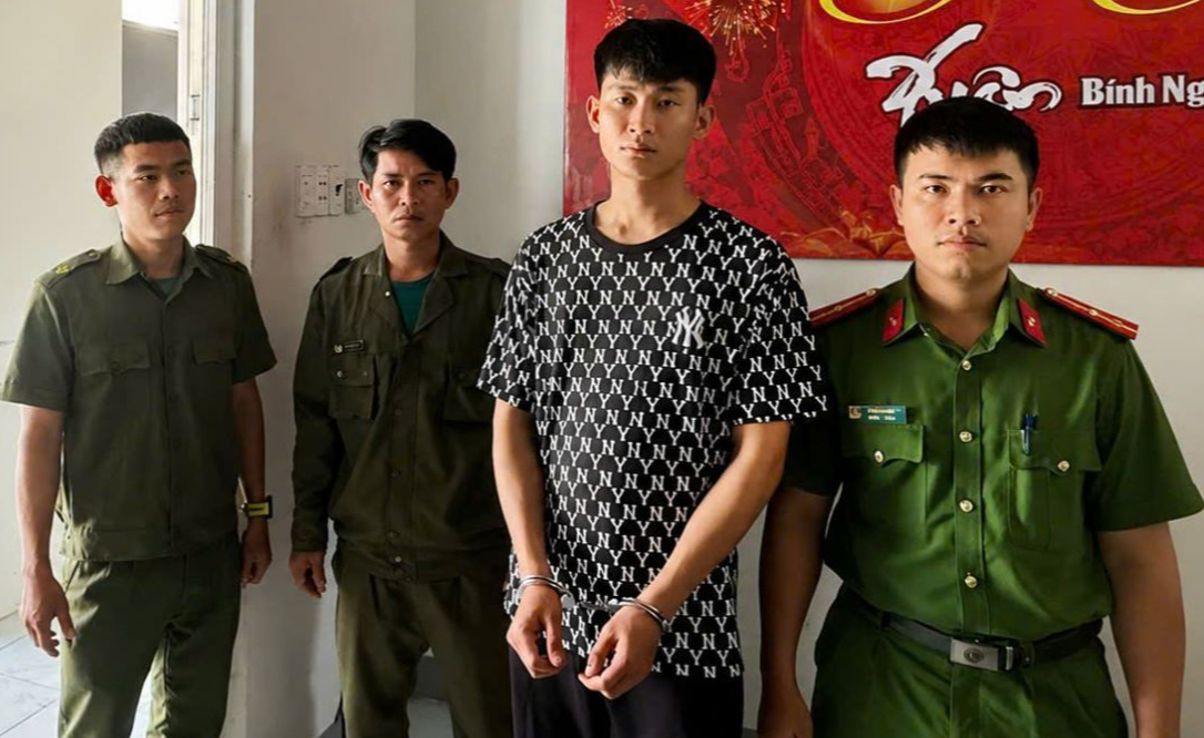 edit-huynh-thai-hoang-1787741340278938298728 Dùng kiếm chém người vì nghi gây mâu thuẫn với mình trên Facebook- Ảnh 1.