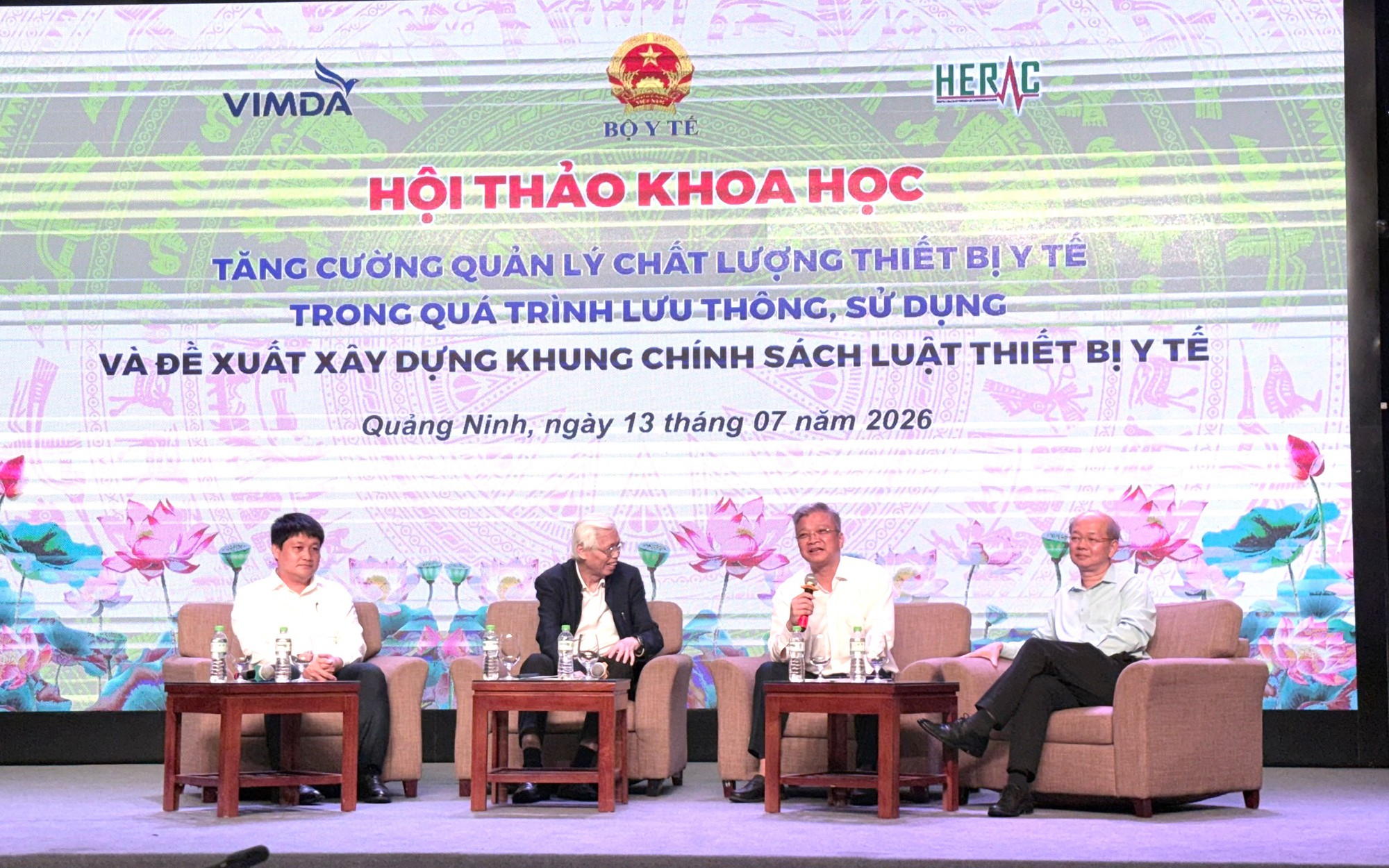 Xây Dựng Phương Pháp Chi Phí Minh Bạch Cho Mua Sắm Thiết Bị Y Tế