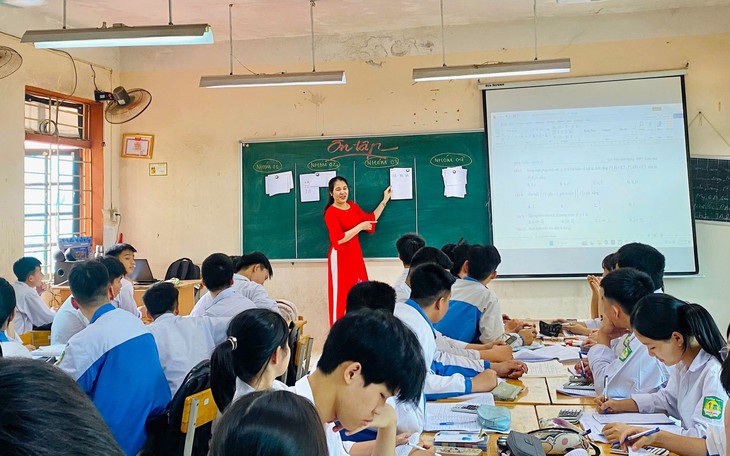 Tin Vui Đến Với Giáo Viên Hà Nội Nhờ Đề Xuất Thăng Hạng