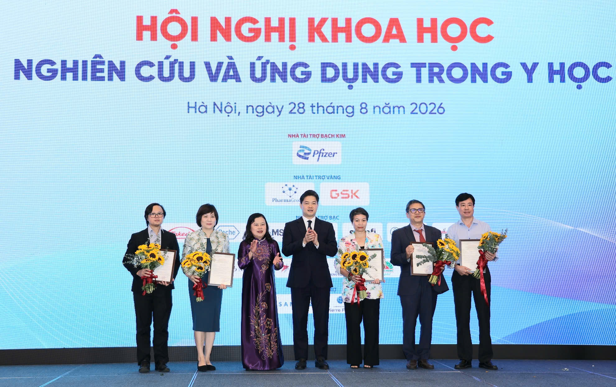 Đổi Mới Y Tế Việt Nam Thông Qua Nghiên Cứu Khoa Học: Một Hành Trình Cần Thiết