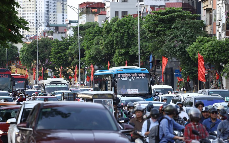 Cập nhật giao thông Hà Nội trước lễ 2/9 - Ảnh 1.