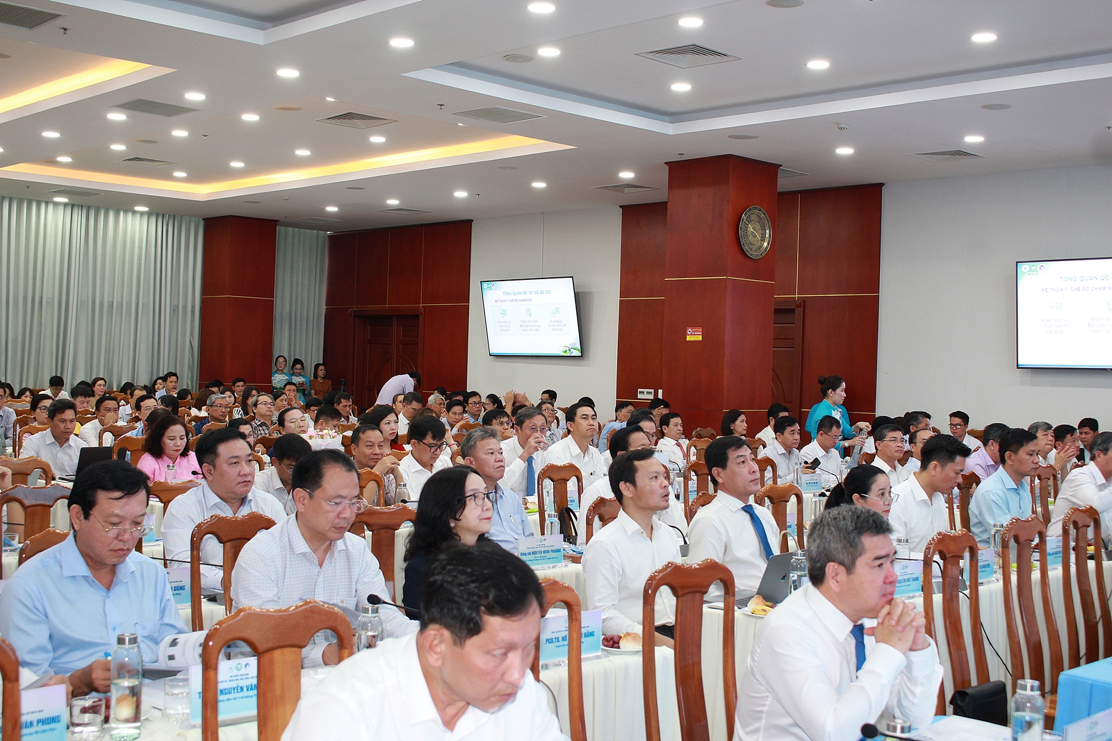 img5437-1785542900193946198268 Miền Nam nâng cao chất lượng bảo vệ sức khỏe cán bộ theo hướng chủ động - Ảnh 3.