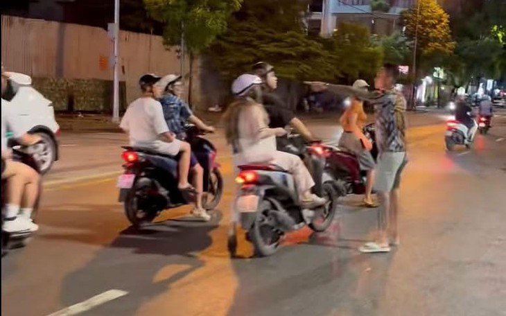 Hà Nội Đưa Ra Biện Pháp Khắc Phục Vấn Đề Nước Sạch Tại Vân Lôi - Ảnh 1.