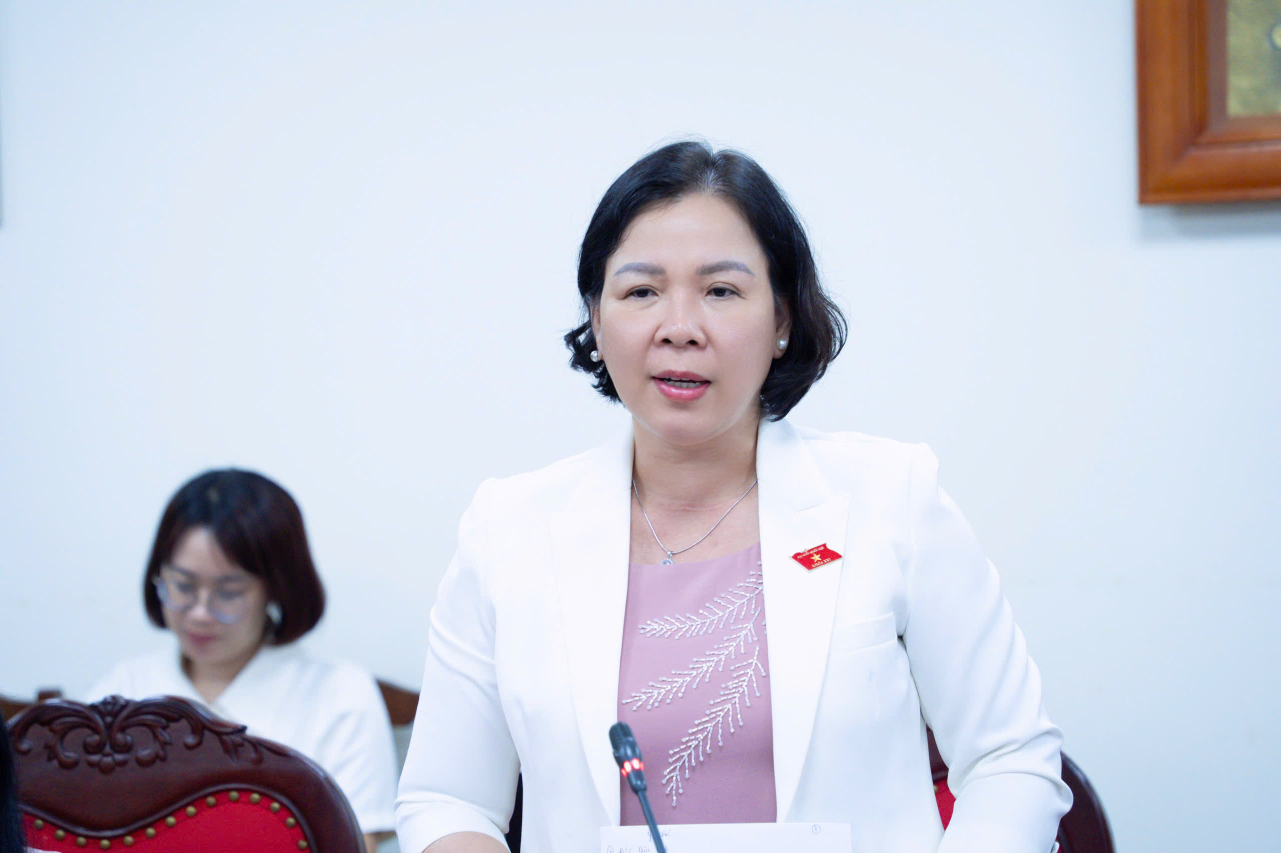 Đề Xuất Thay Đổi Luật Đất Đai: Miễn Giảm Chi Phí Sử Dụng Đất Cho Phụ Nữ Khó Khăn