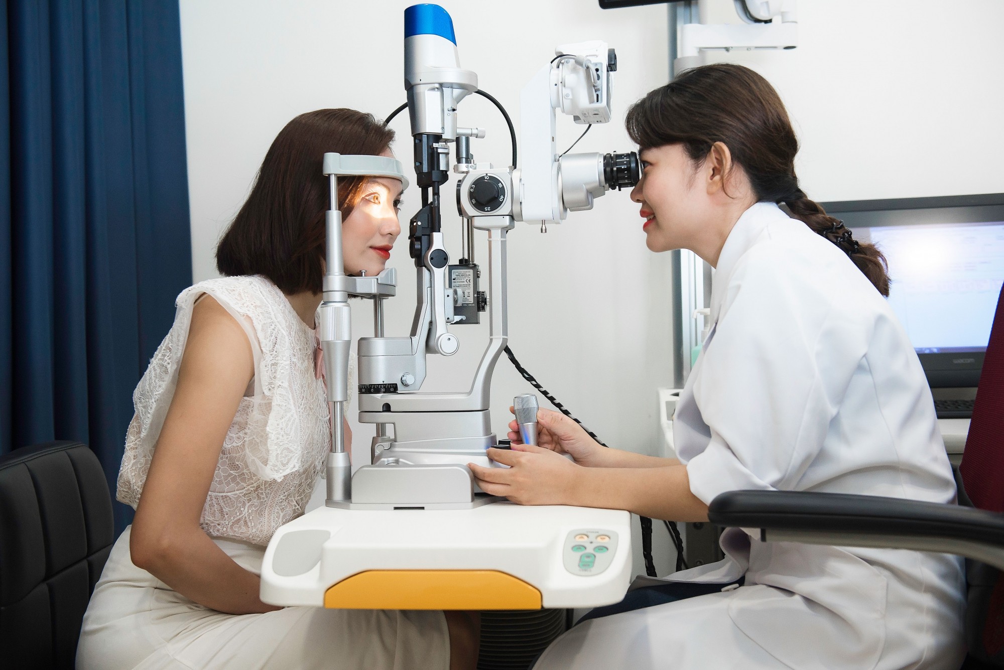 Khô Mắt: Nguyên Nhân, Triệu Chứng và Những Nguy Cơ Tiềm Ẩn