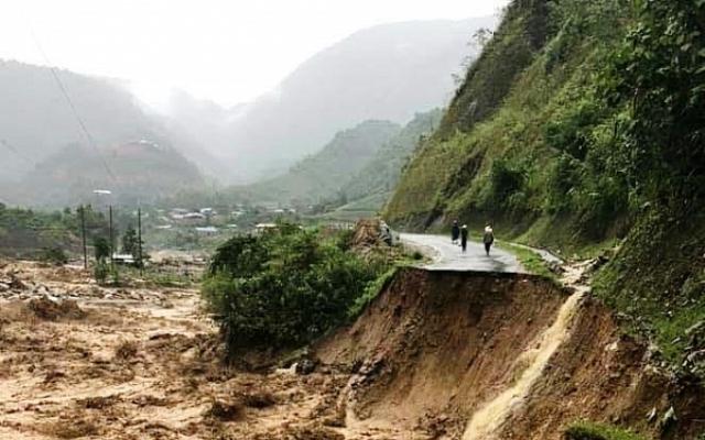 Cảnh Báo Thời Tiết: Mưa Giông Kèm Lốc Ở TPHCM Và Nam Bộ
