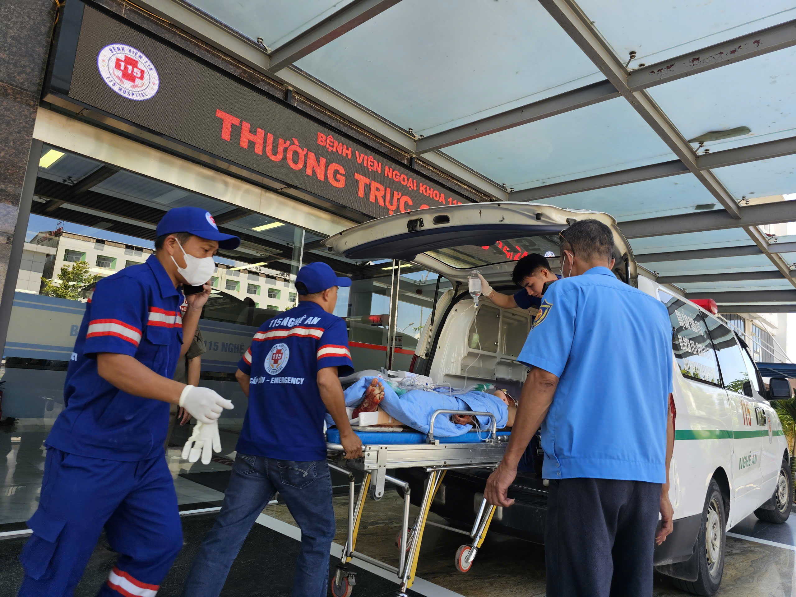 Tai Nạn Giao Thông Tại Cao Tốc Nghệ An: Hàng Chục Nạn Nhân Nhập Viện