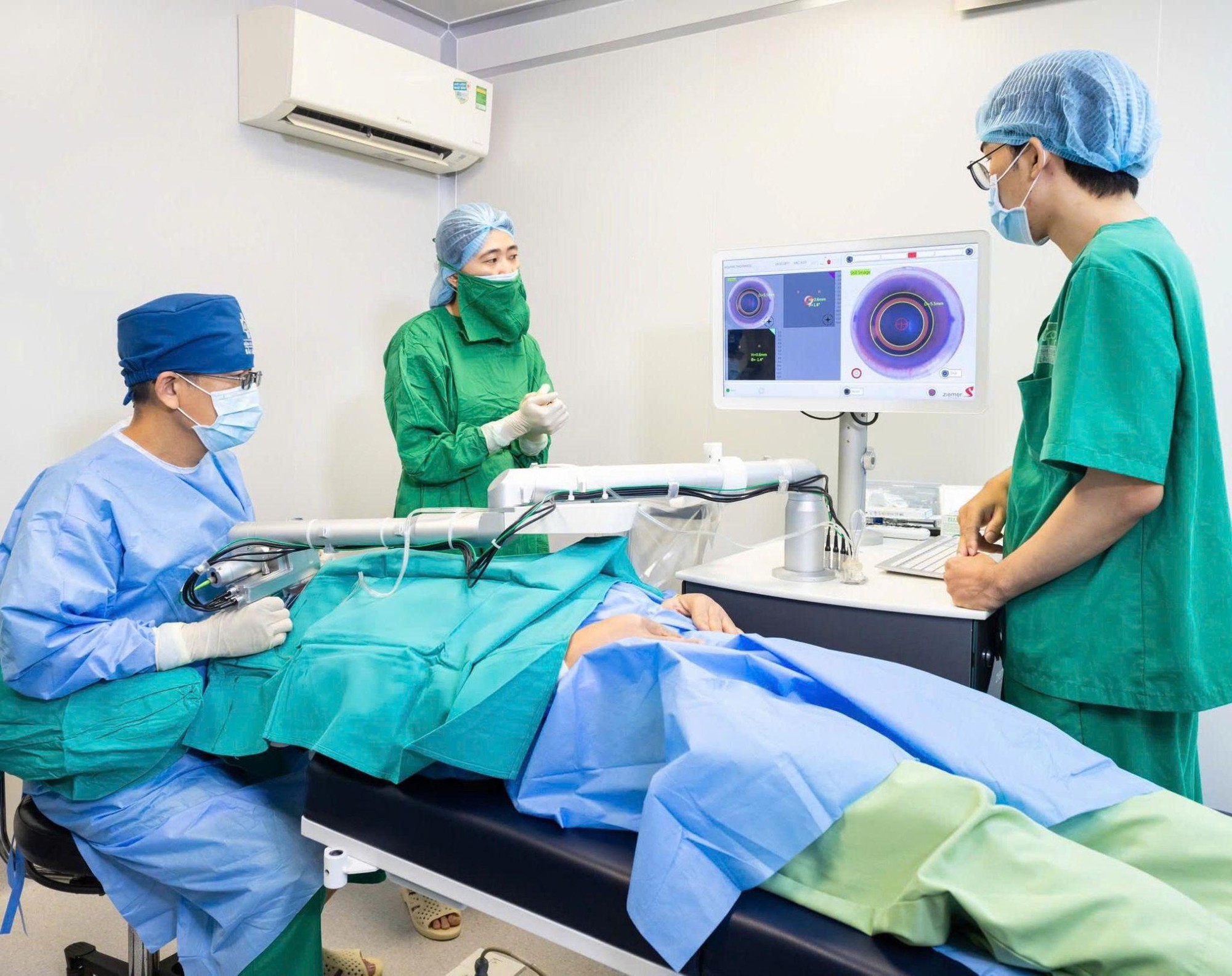 Mắt Sài Gòn nâng tầm hợp tác chiến lược với Tập đoàn Ziemer- Ảnh 1.