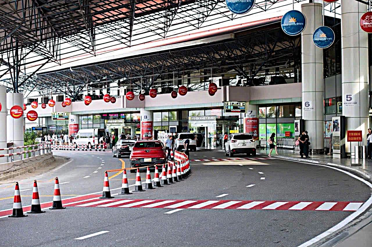 Nội Bài Cải Thiện Dịch Vụ Đón Khách Sau Phản Hồi Của Hành Khách