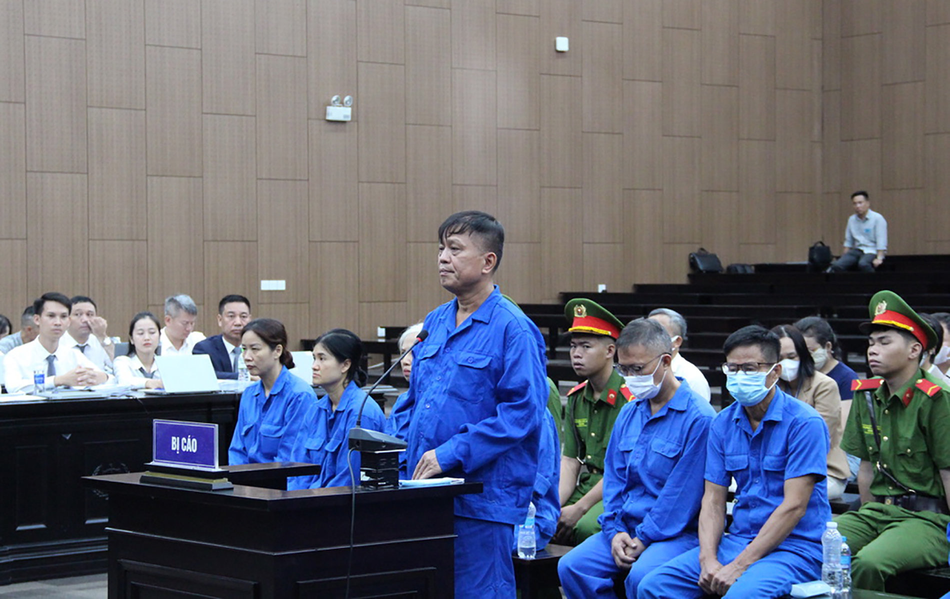 Đề Nghị Tố Cáo Cựu Thứ Trưởng Nguyễn Bá Hoan Với Mức Án Nặng Nề