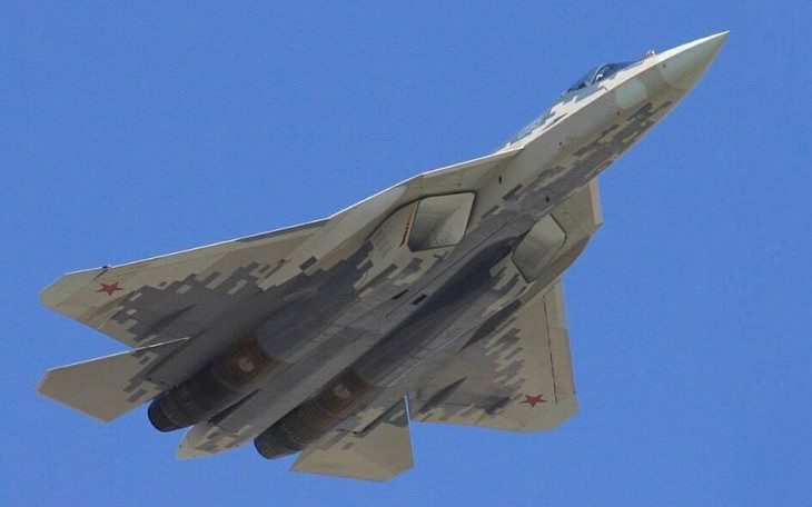 Hai tiêm kích Su-57 Nga phối hợp tập kích Ukraine- Ảnh 2.