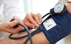 Nhận Diện Dấu Hiệu Viêm Phụ Khoa: Điều Chị Em Phải Biết