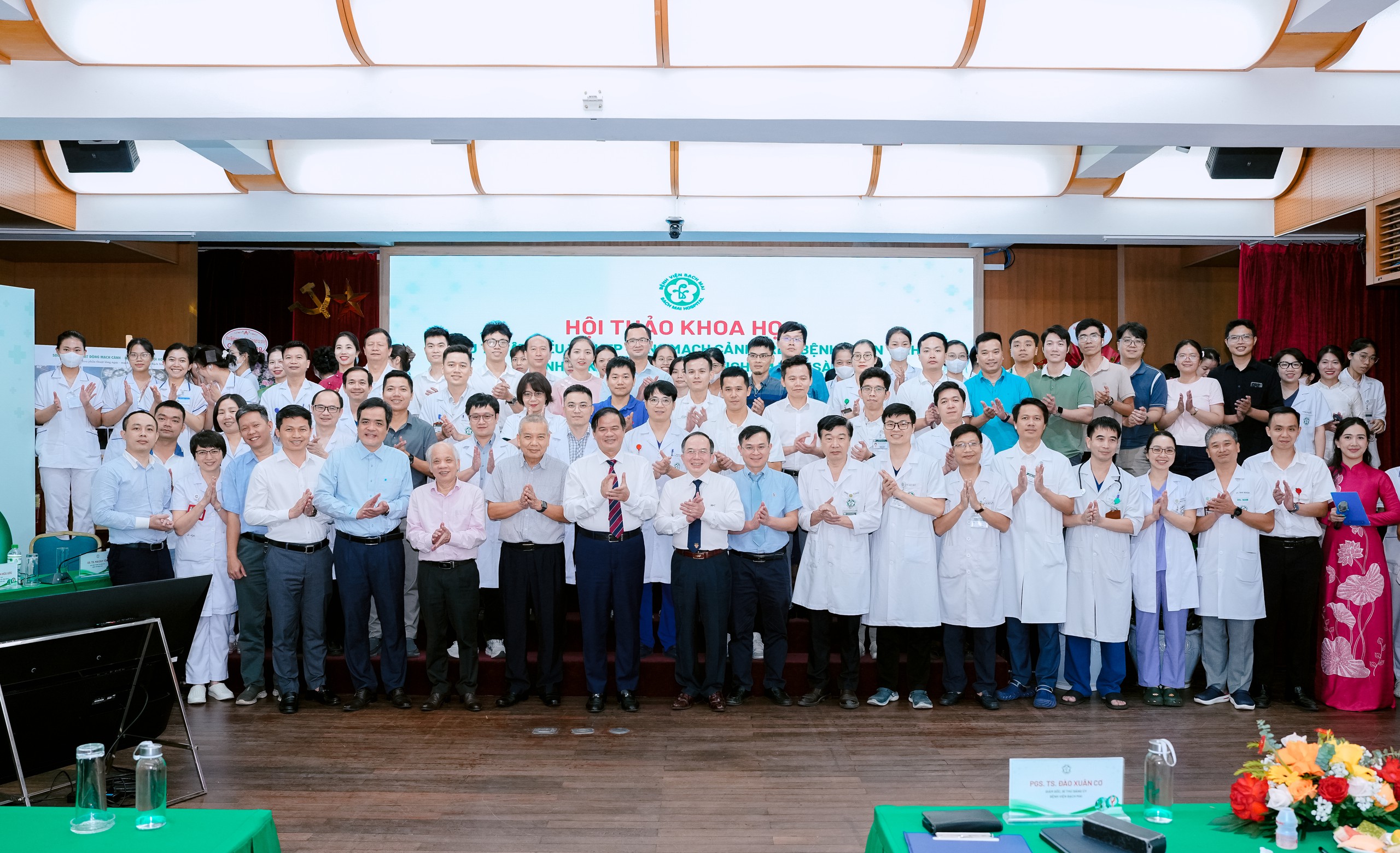 Bạch Mai: Điểm Nhấn 500 Phẫu Thuật Hẹp Động Mạch Cảnh và Tầm Nhìn Mới