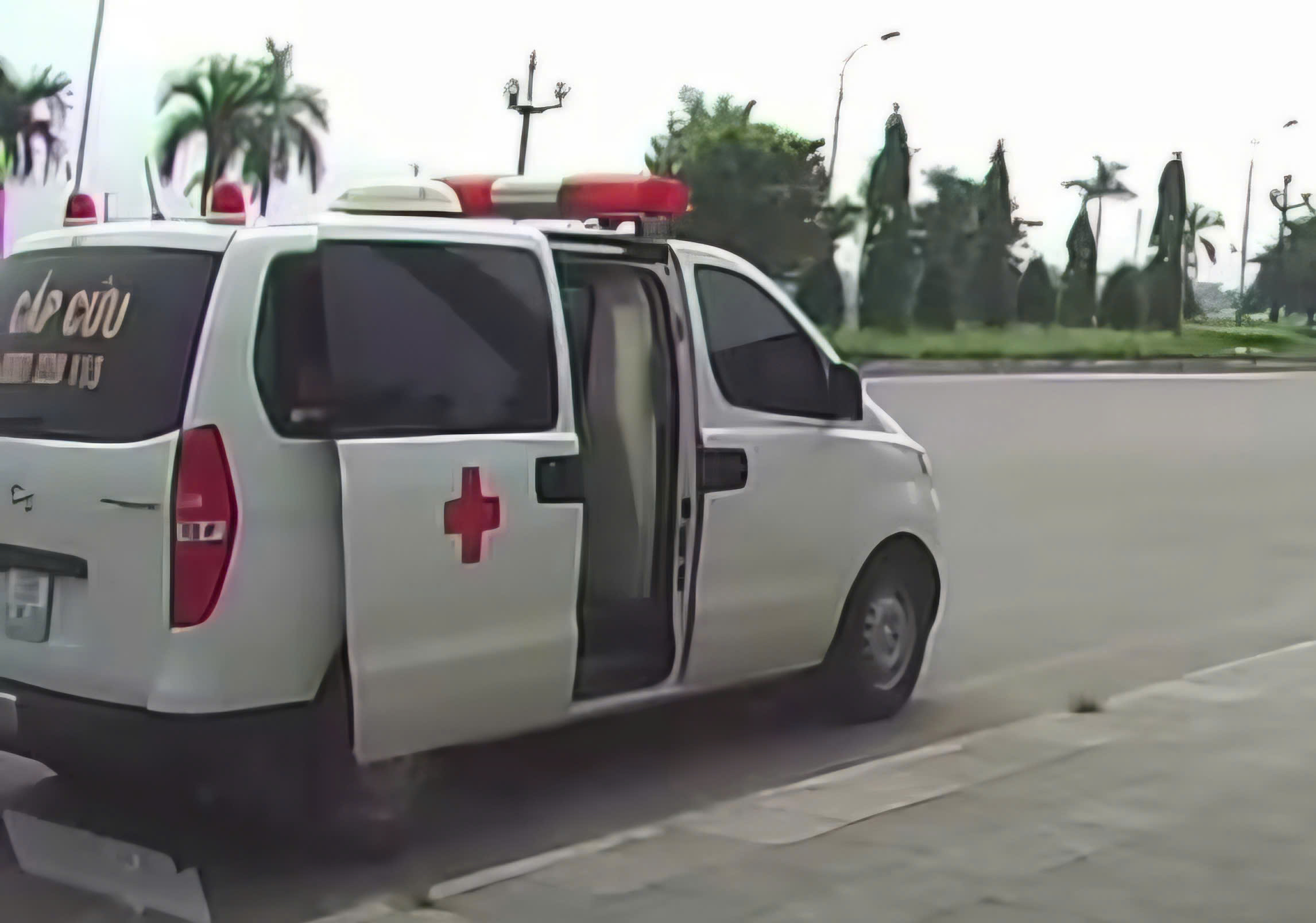 Khi phí vận chuyển biến thành tranh cãi: vụ việc tại Bệnh viện Đa khoa tỉnh Thanh Hóa và hệ quả quản lý