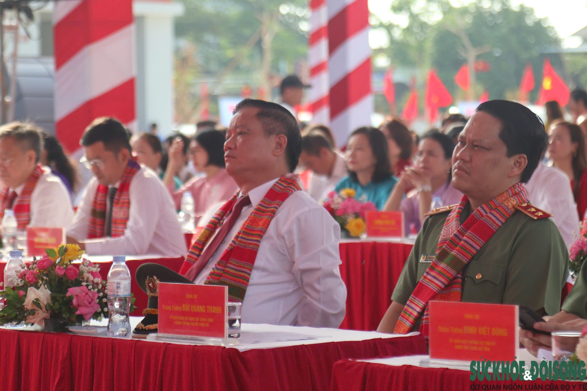 Hơn 14.000 học sinh Nghệ An khai giảng trong những trường nội trú mới- Ảnh 2.