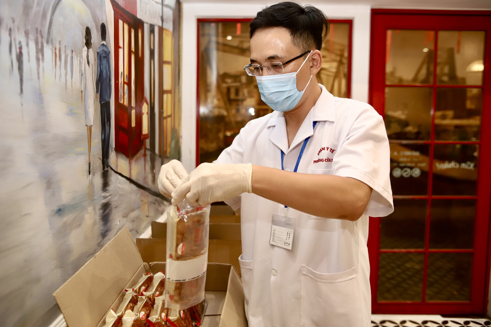 img6660-17893785902381878102890 Kiểm tra ATTP dịp Tết Trung thu tại phường Cửa Nam: Nhiều tồn tại cần khắc phục- Ảnh 2.