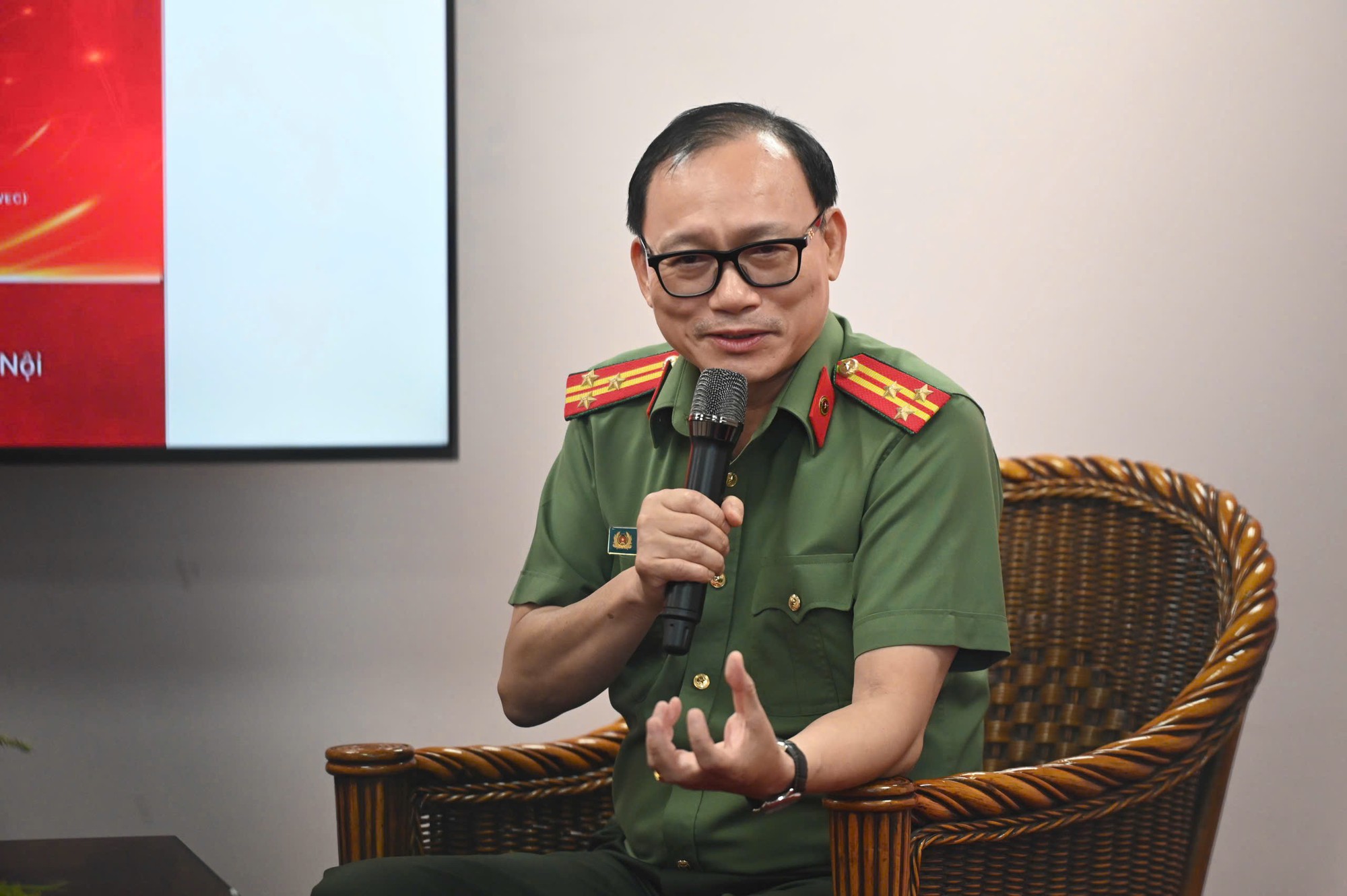 img9787-1788233636603973372585 Thượng tá, TS. Đào Trung Hiếu - chuyên gia tội phạm học. Ảnh: Nhân vật cung cấp
