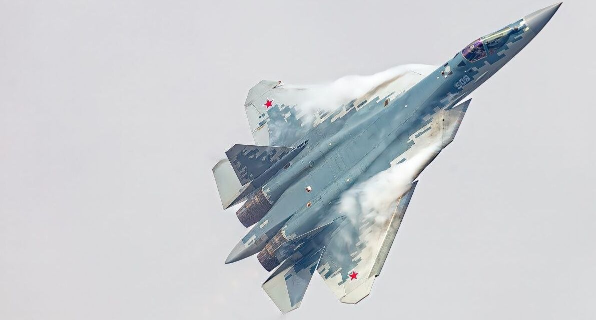 may-bay-chien-dau-su-57-17883333409381380631499 Động cơ tiêm kích Su-57 có thể chịu nhiệt tới 2.000 độ C- Ảnh 1.