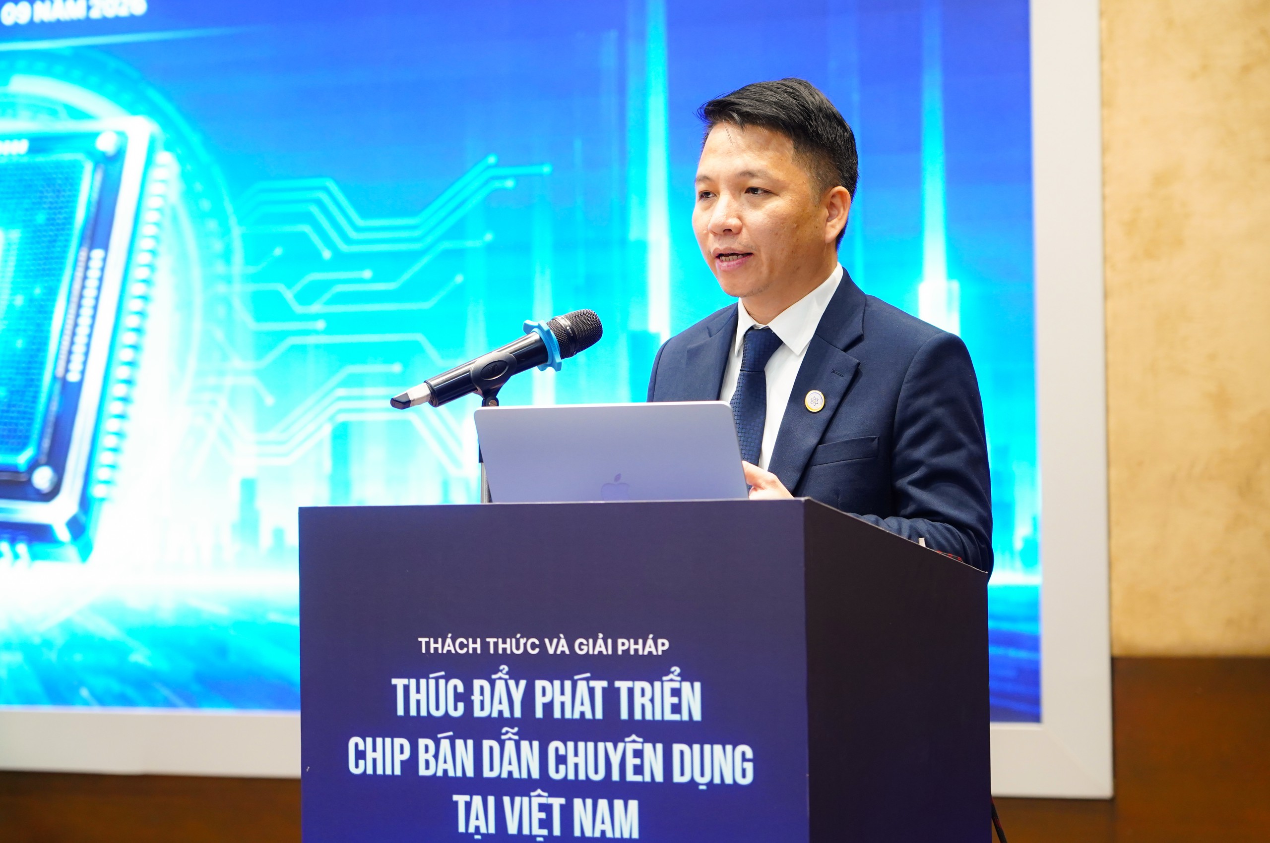 Đặt nền móng cho chip bán dẫn chuyên dụng ở Việt Nam: những rào cản và lộ trình tháo gỡ